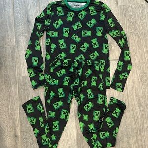Cuddl Duds Minecraft kids base layer